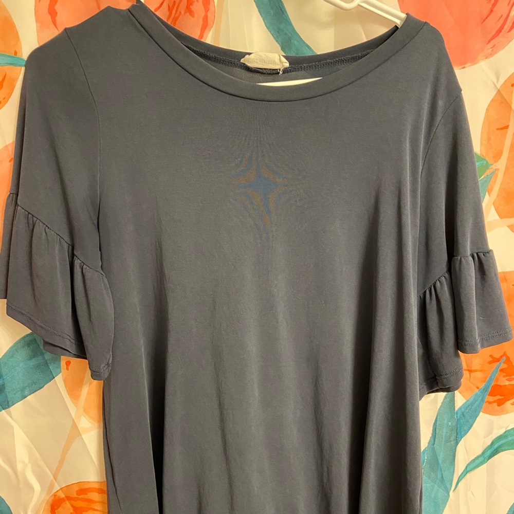 Navy Flutter Sleeves Blouse 🤍🤩